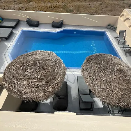 아파트호텔 Lucia 4*