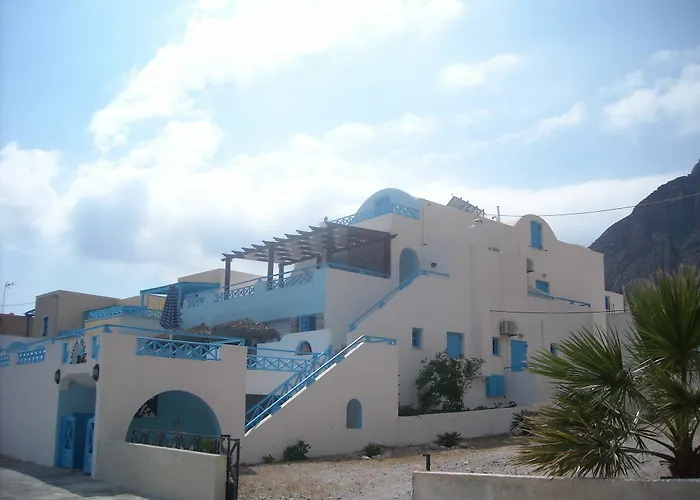 Aparthotel Lucia Perissa (Santorini)